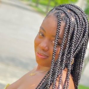 Meet your Posher, Micaela